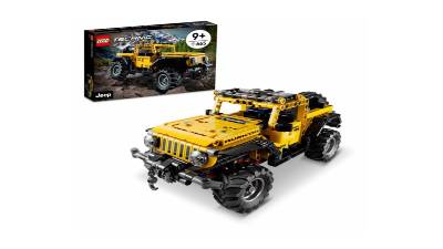 LEGO Technic Jeep Wrangler 665 Pieces