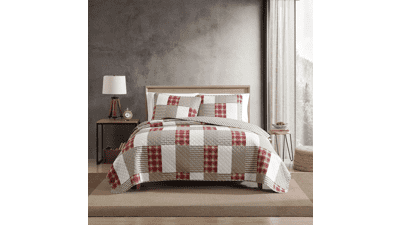 Eddie Bauer Quilt Set - Reversible Cotton Bedding with Matching Shams - Lightweight Home Decor for All Seasons - Camino Island Red - Queen