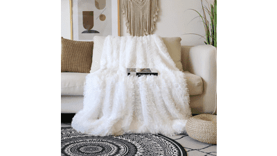 Tuddrom Decorative Extra Soft Faux Fur Blanket