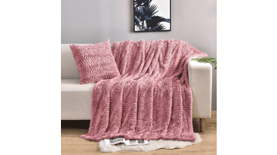 YUSOKI Luxury Double Sided Faux Fur Throw Blanket