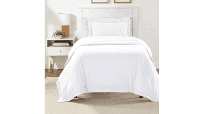 Amazon Basics Lightweight Duvet Cover Set