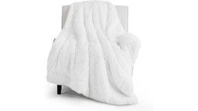 Bedsure Soft Fuzzy White Throw Blanket