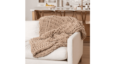SAMIAH LUXE Chunky Knit Blanket