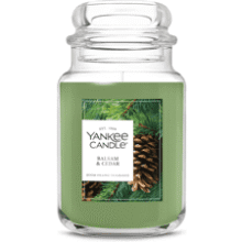 Yankee Candle Balsam & Cedar: 150 Hour Holiday Scent