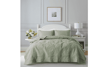 Cal King Green Damask Quilt Set - 3 Piece Oversized Bedding