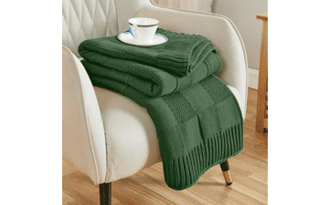 Green Check Knit Throw Blanket - Soft & Cozy 50"x60"