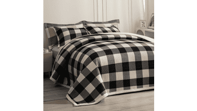 Queen Size Black and White Plaid Quilt Set