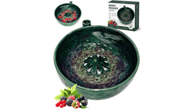 Self-Spinning Berry Washing Bowl