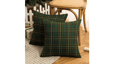 AQOTHES Christmas Plaid Throw Pillow Covers 18x18