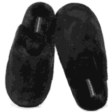 Snug Leaves Women's Fuzzy Scuff Slippers